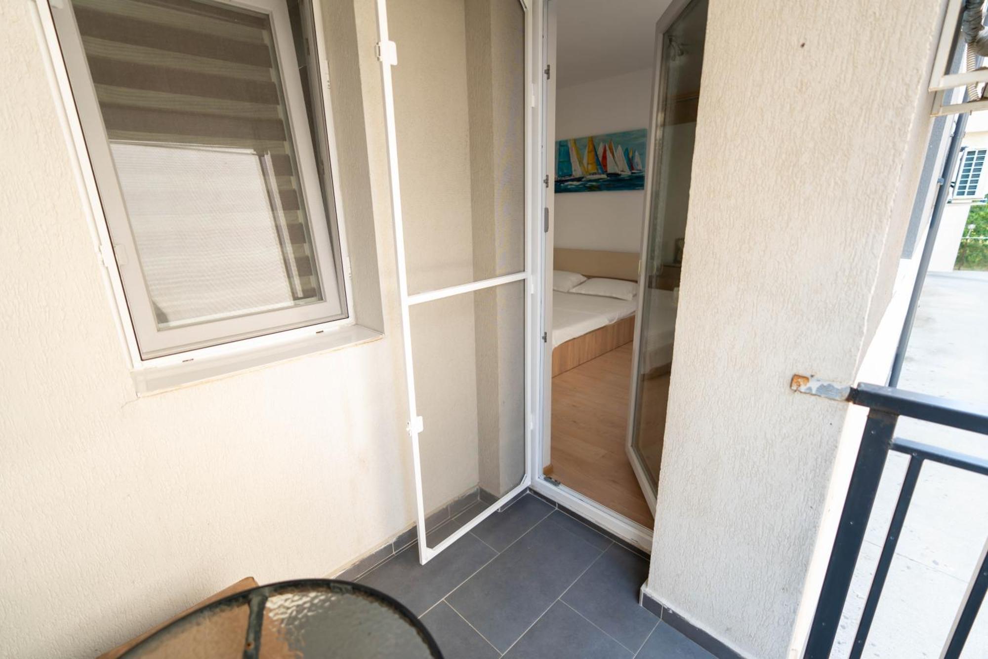 Hotel Studio Titan Bucharest Luaran gambar